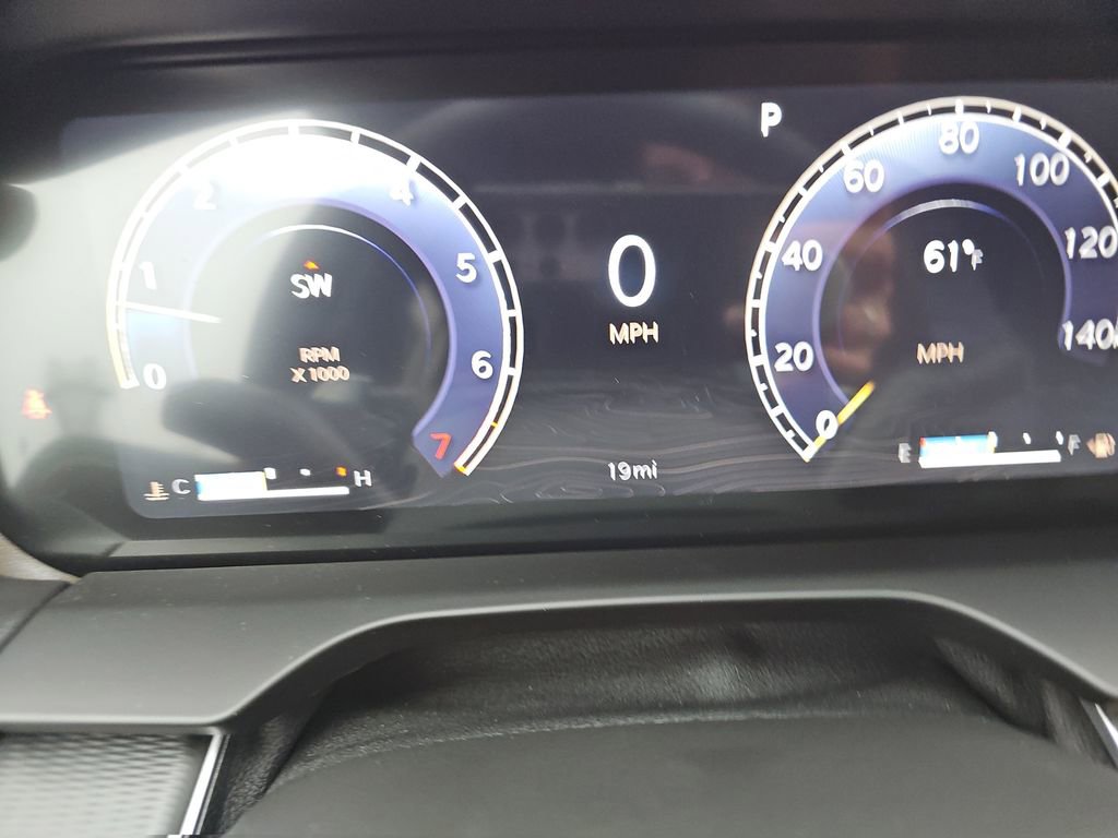 New 2025 Jeep Grand Cherokee Laredo X w/ Trailer Tow Package image 18