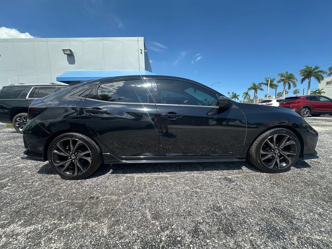 Used 2018 Honda Civic Sport image 7