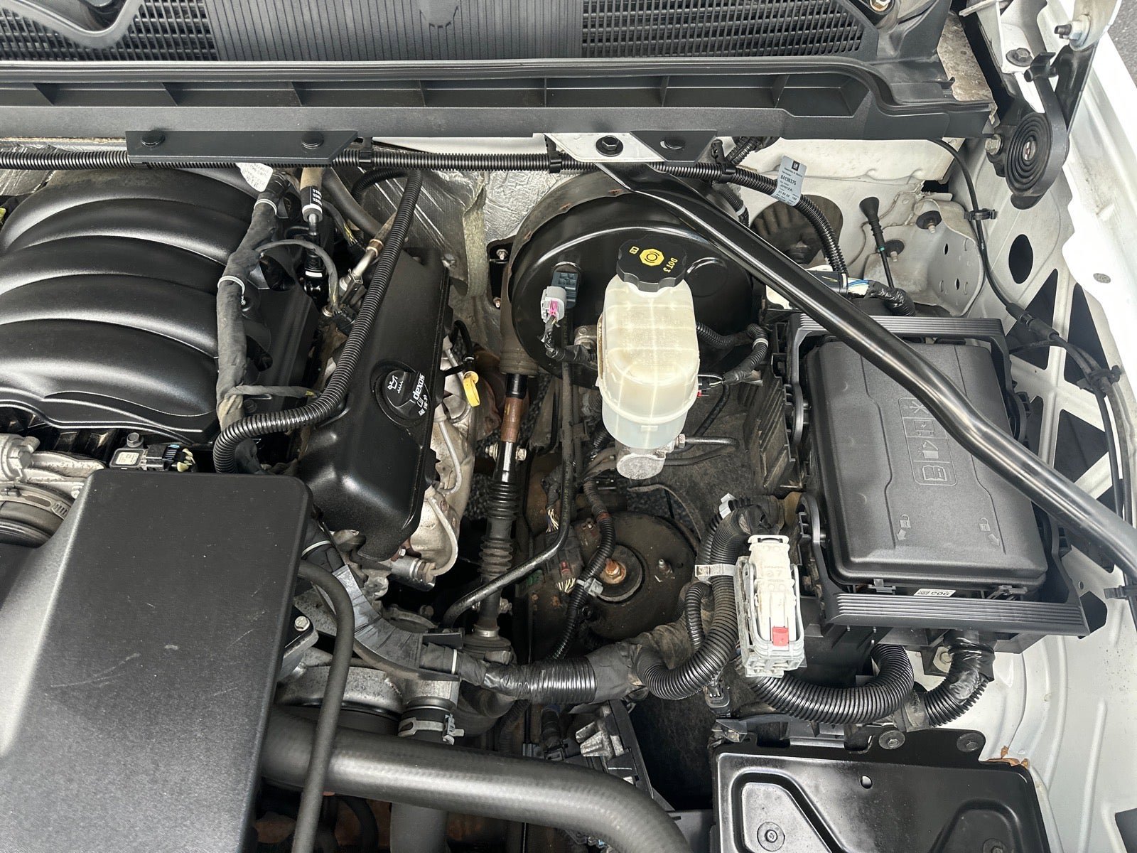 Used 2017 Chevrolet Silverado 1500 W/T RWD image 28