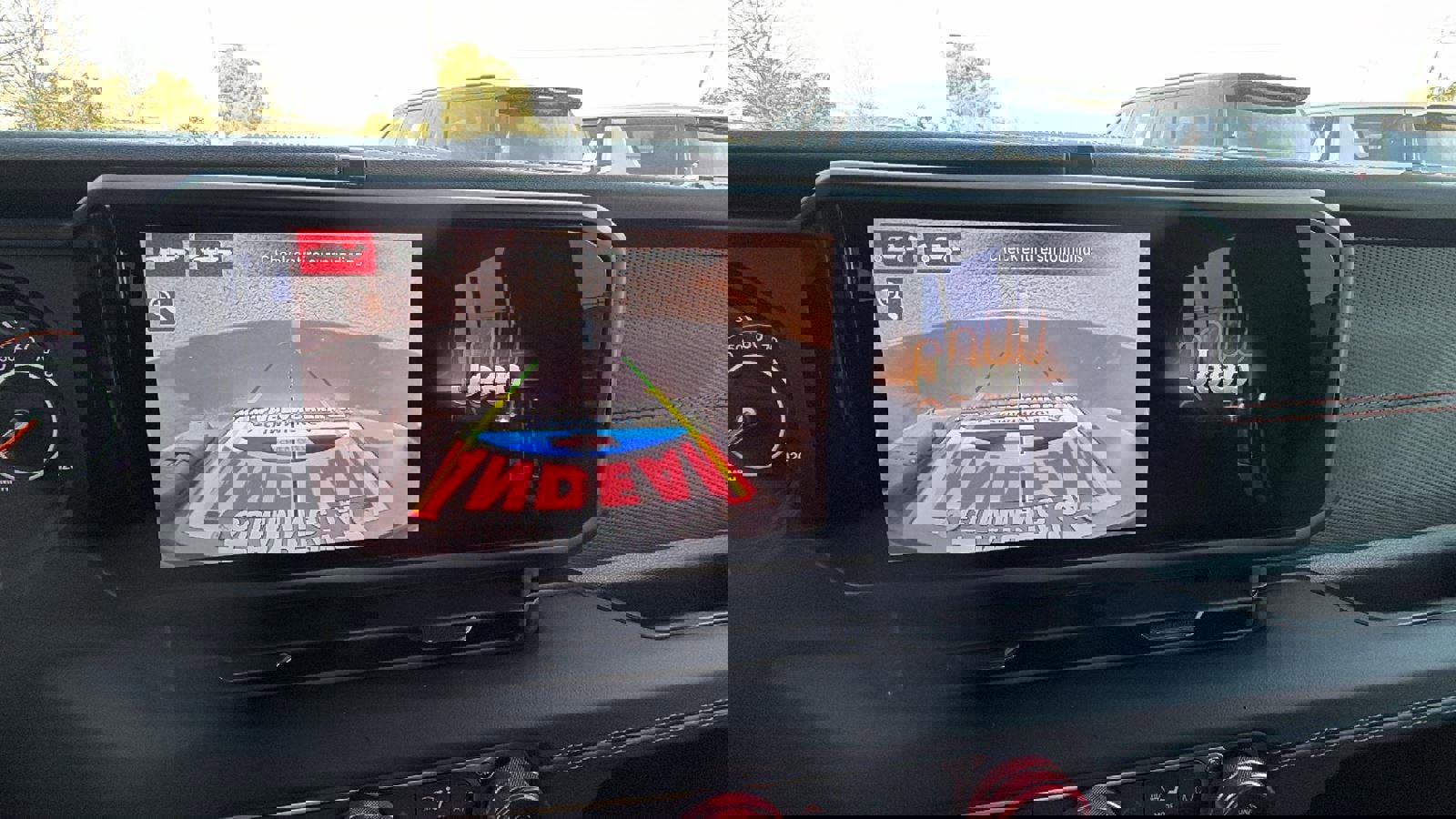 Used 2025 Jeep Gladiator Rubicon AWD/4WD image 25