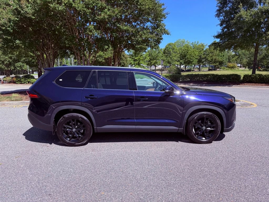 Used 2025 Toyota Grand Highlander AWD image 18