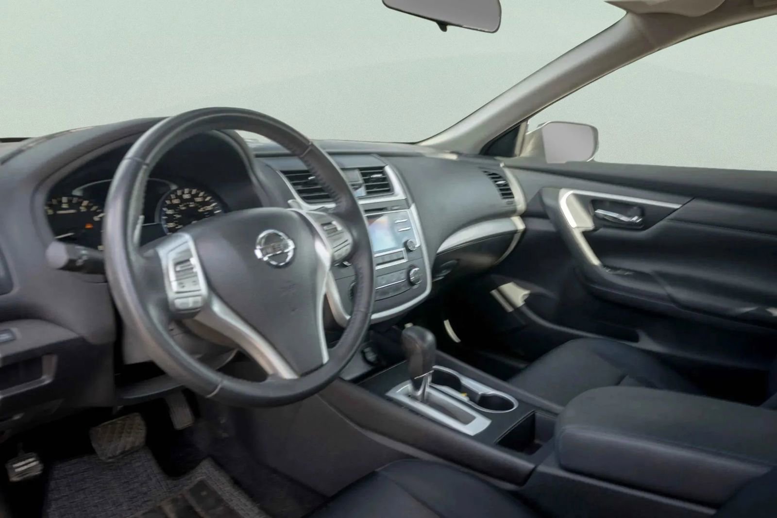 Used 2016 Nissan Altima 2.5 SR image 32