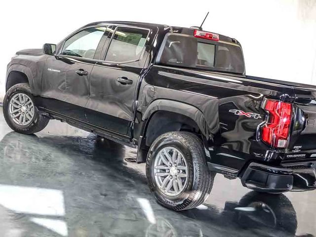 Used 2026 Chevrolet Colorado LT w/ Advanced Trailering Package AWD/4WD image 11