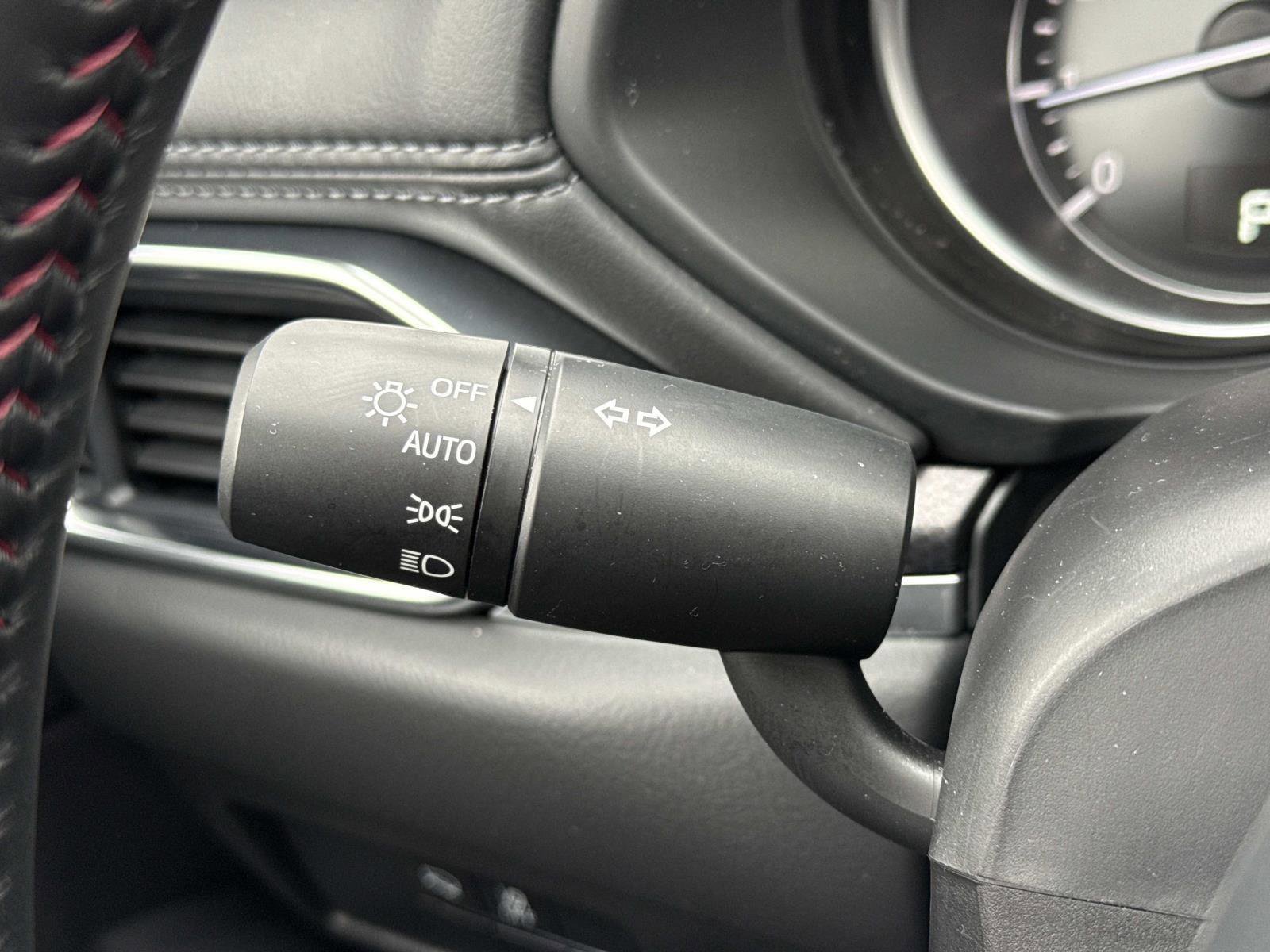 Used 2023 MAZDA CX-5 Carbon Edition image 10