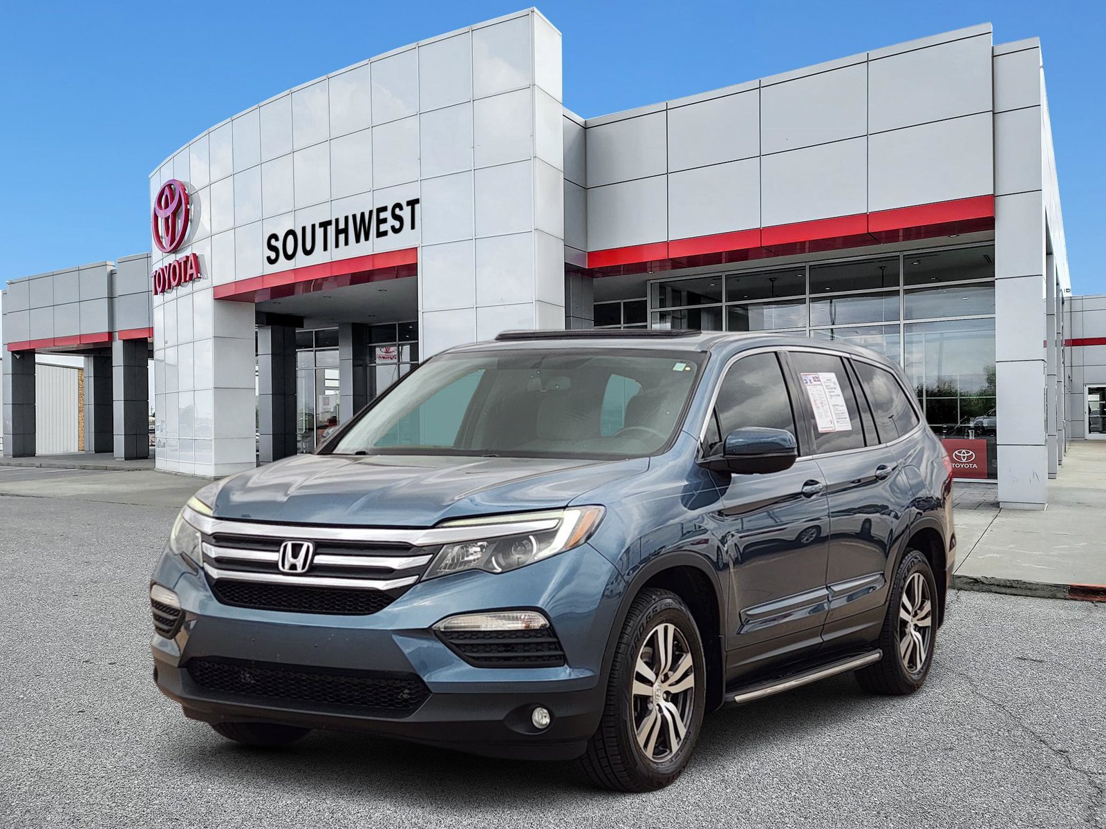 Used 2017 Honda Pilot EX-L image 2