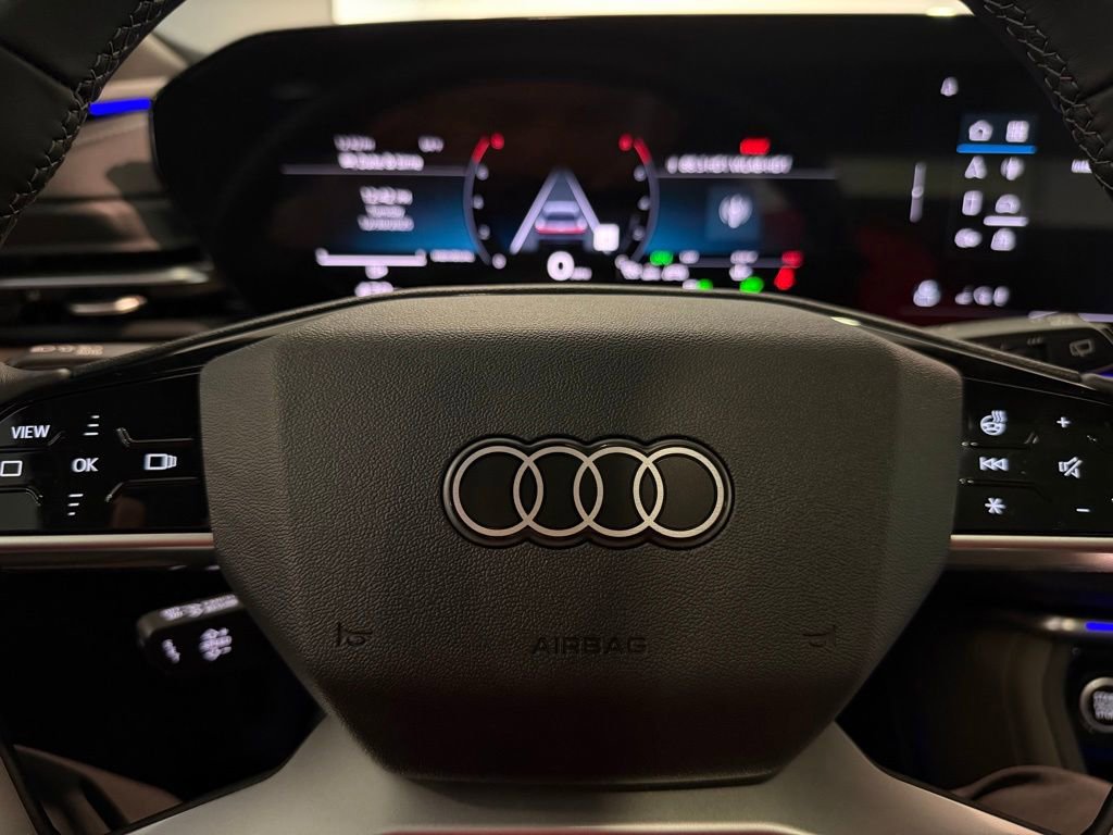 Used 2025 Audi Q5 Premium w/ Convenience Package AWD/4WD image 15