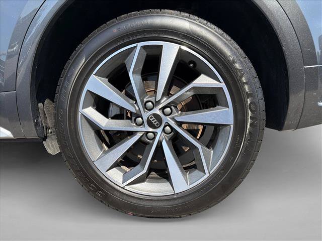 Used 2023 Audi Q5 2.0T Premium Plus AWD/4WD image 9