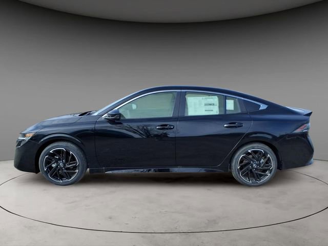 New 2026 Nissan Sentra SR w/ SR Premium Package FWD image 2