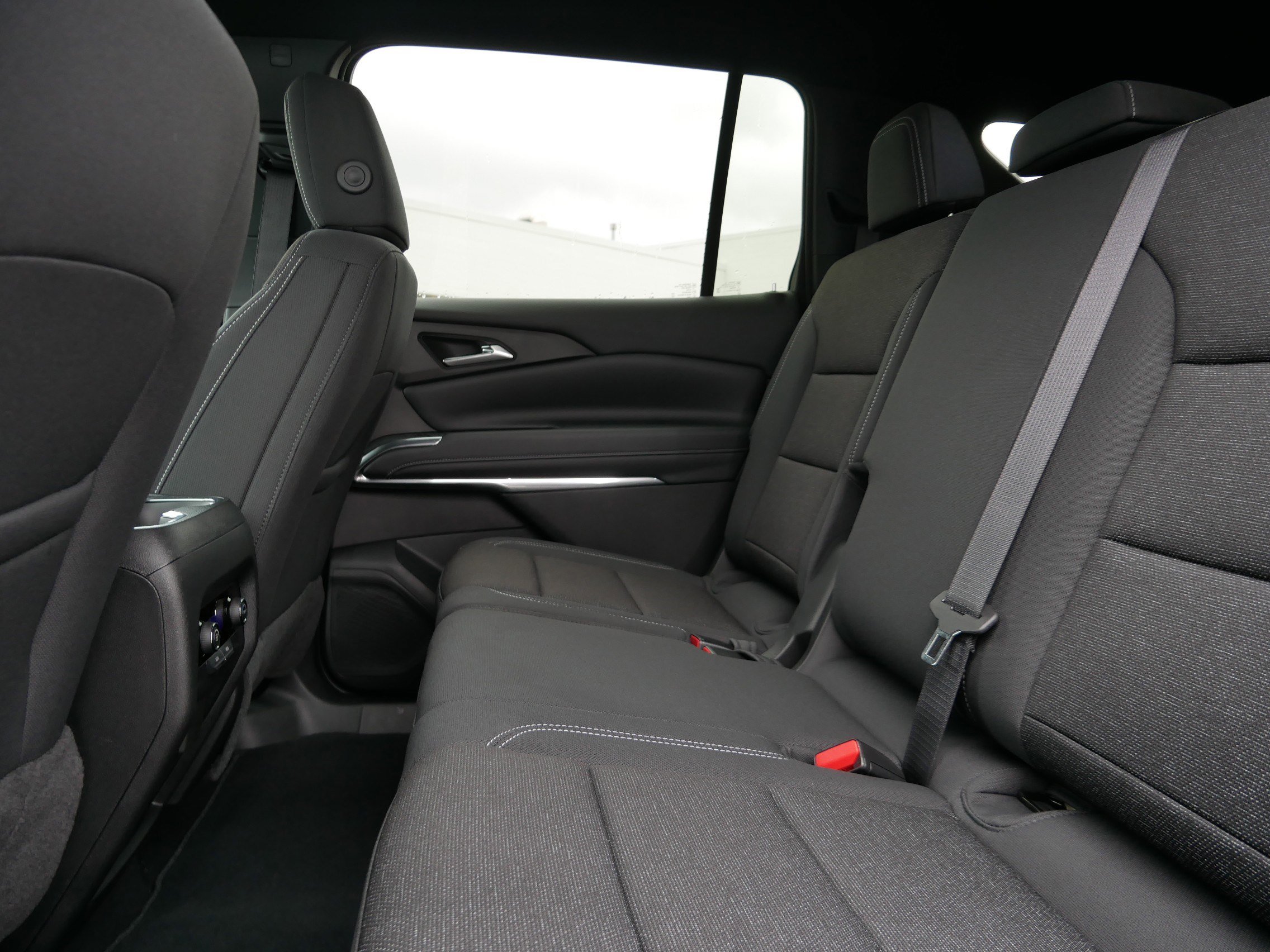New 2026 Chevrolet Traverse LT w/ Driver Confidence Package image 5