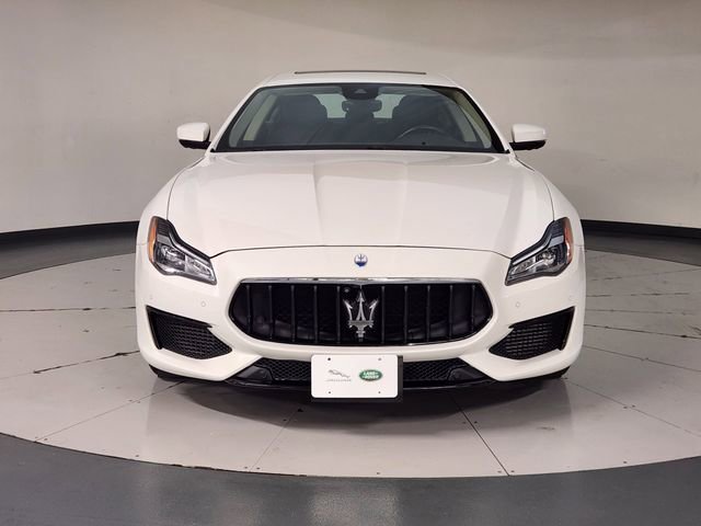 Used 2022 Maserati Quattroporte Modena RWD image 9