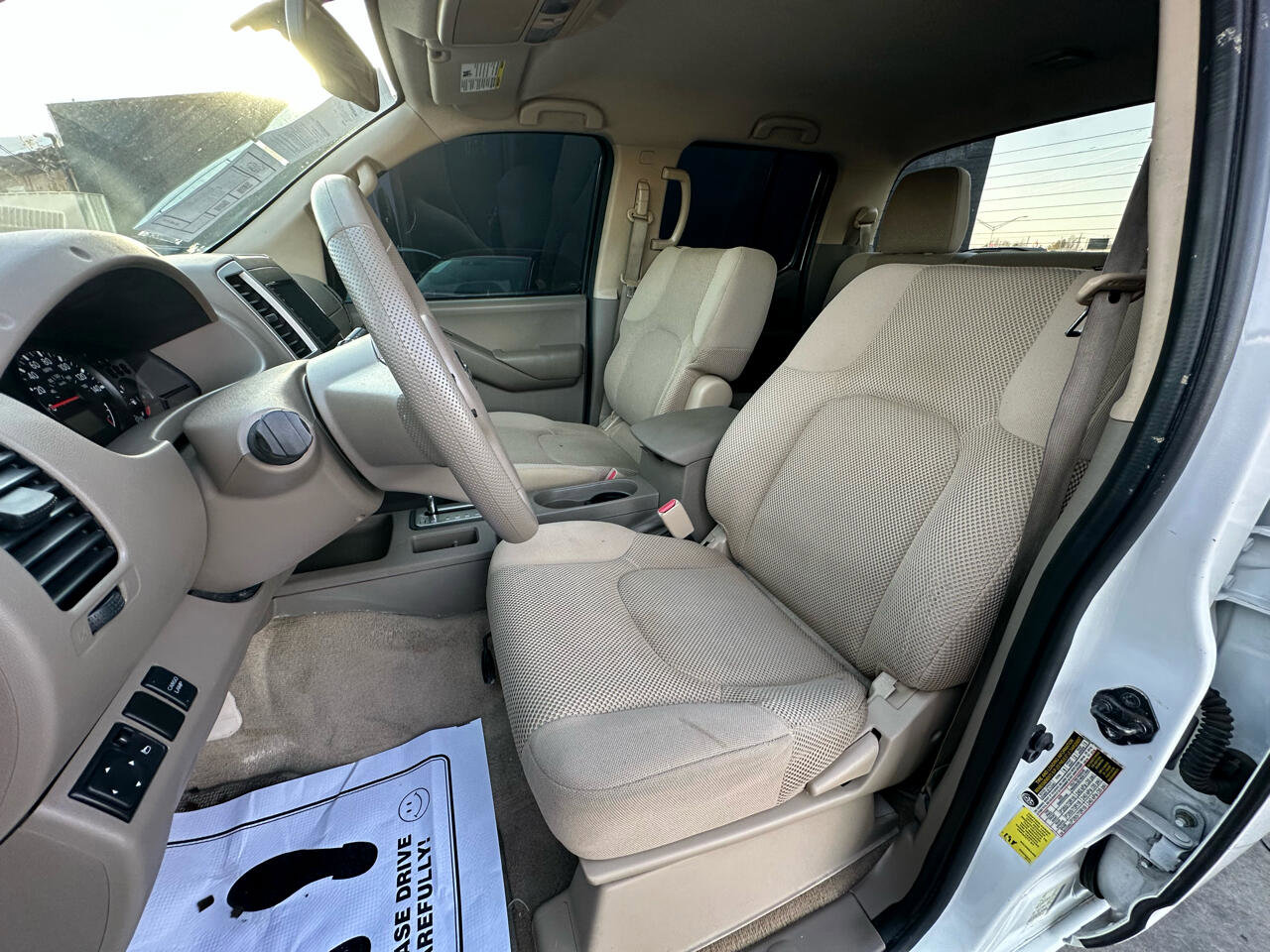 Used 2013 Nissan Frontier SV w/ SV Value Truck Pkg image 29