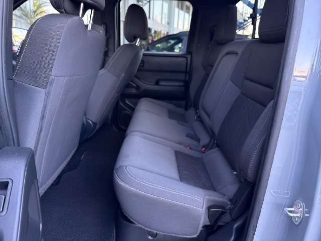 Used 2026 Nissan Frontier SV w/ Tow Package RWD image 25