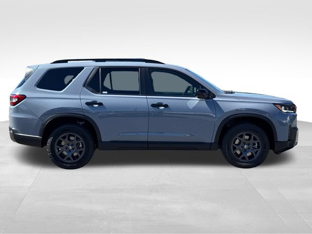 New 2026 Honda Pilot TrailSport image 9