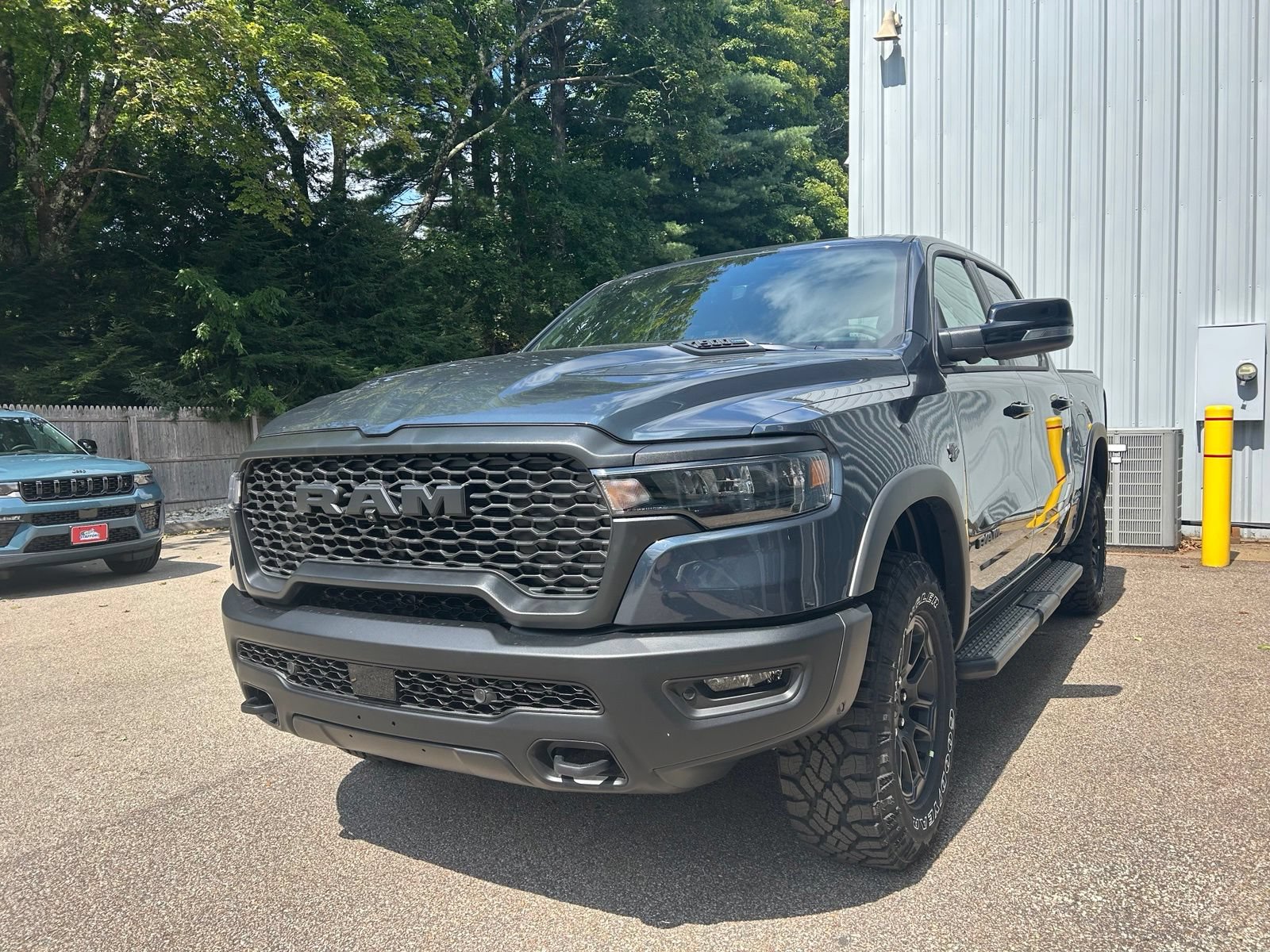 New 2027 RAM 1500 Rebel w/ Rebel Level 2 Equipment Group AWD/4WD image 9