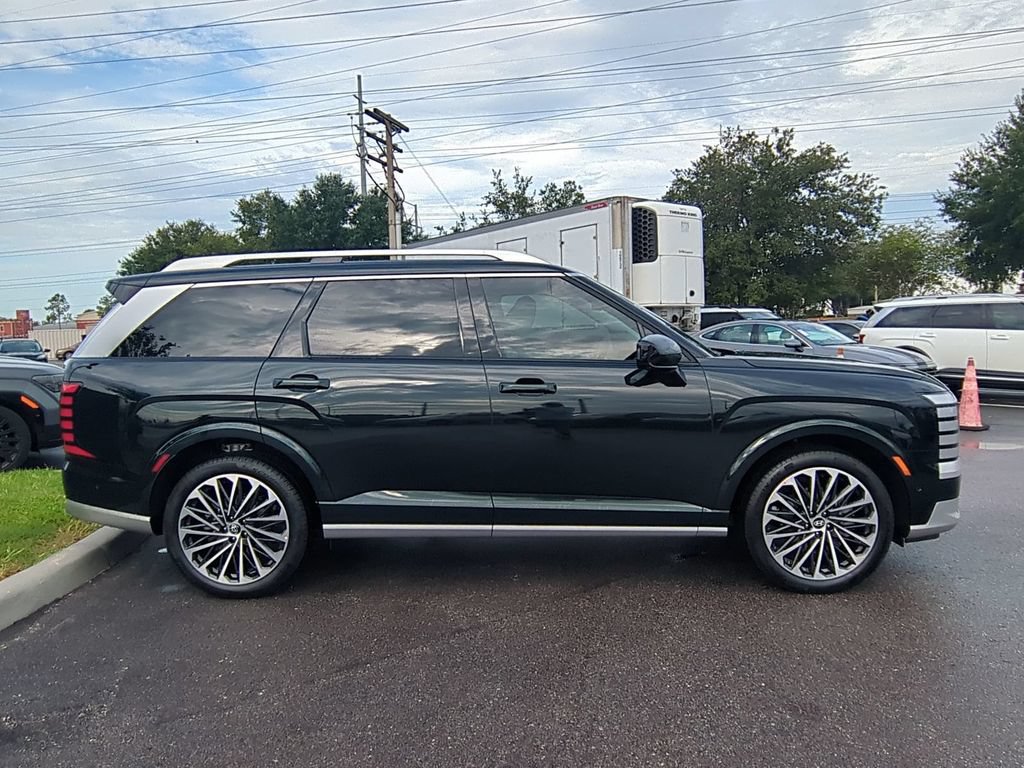 New 2027 Hyundai Palisade Calligraphy FWD image 4