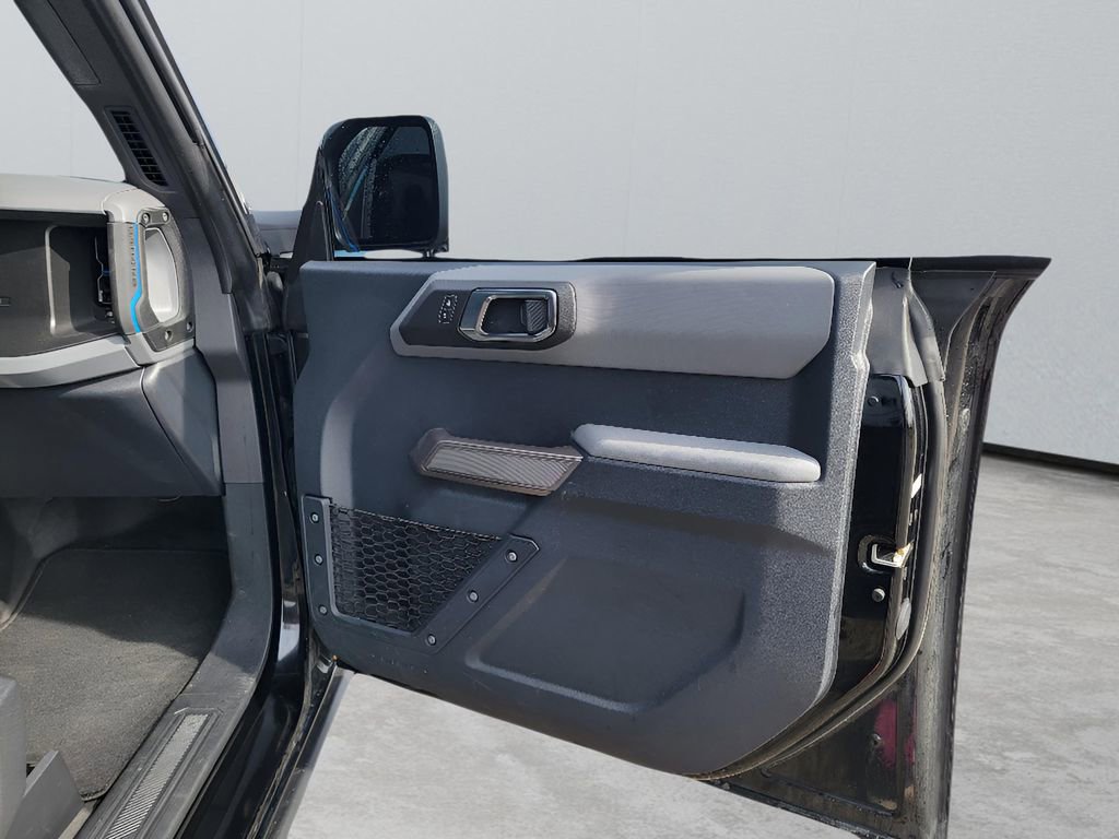 Used 2023 Ford Bronco Black Diamond image 31