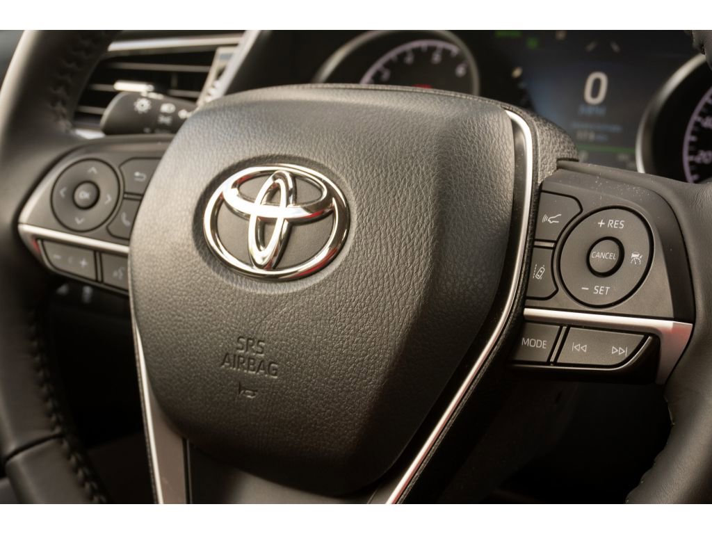 Used 2023 Toyota Camry XLE FWD image 28