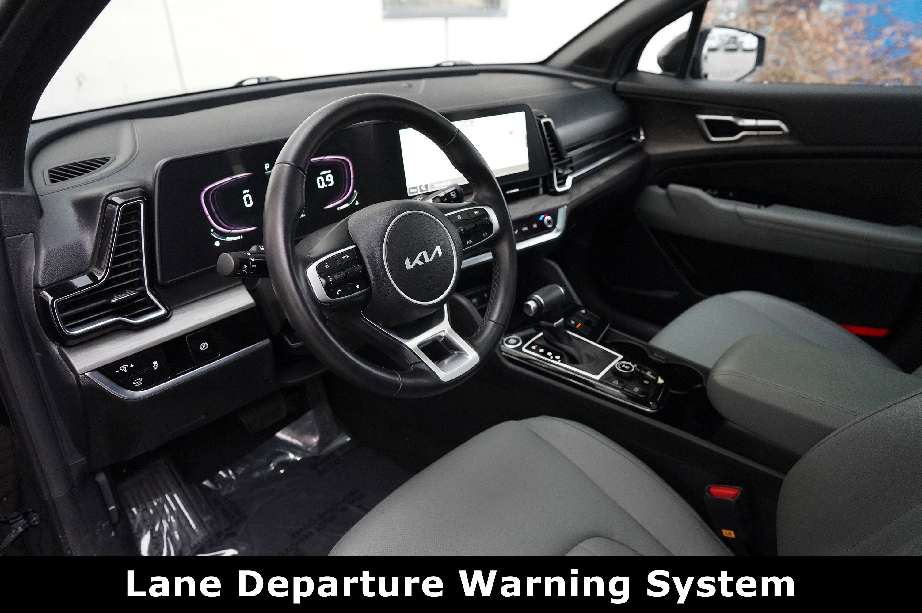 Used 2024 Kia Sportage X-Line w/ X-Line Premium Package image 4