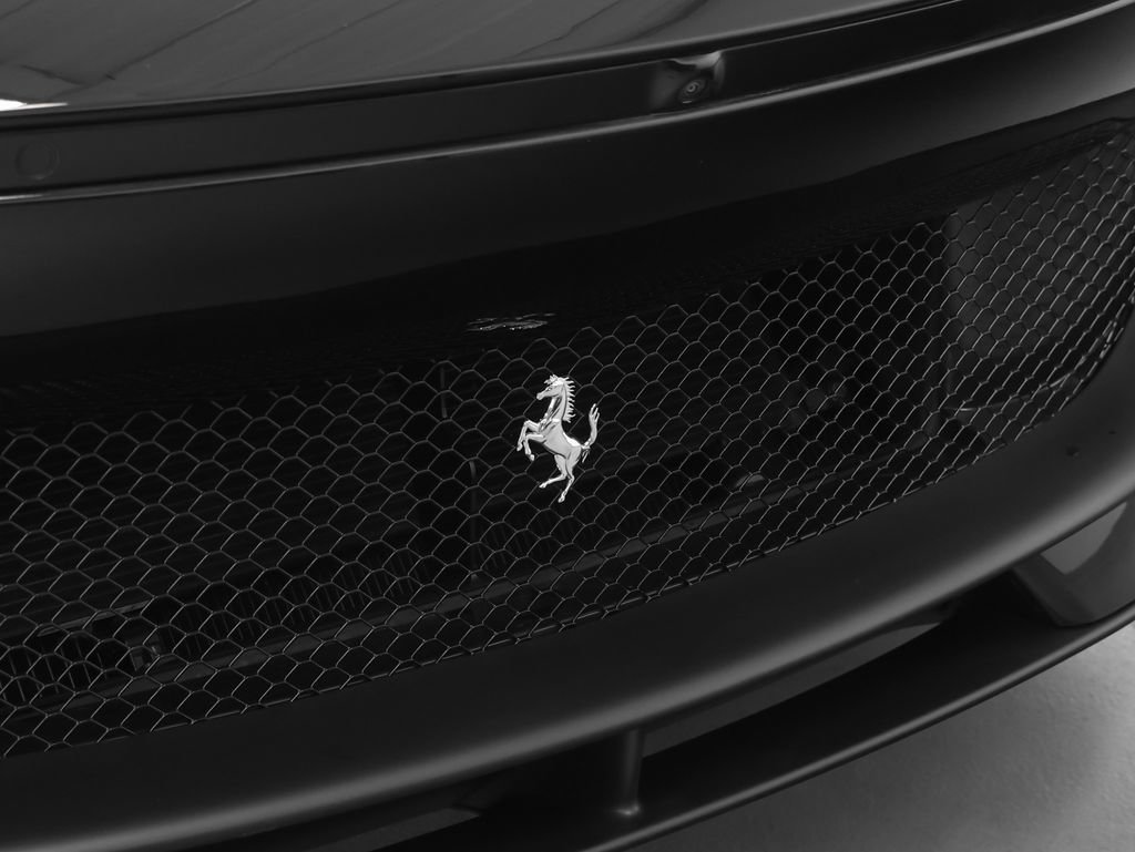 Certified 2025 Ferrari Purosangue AWD/4WD image 10