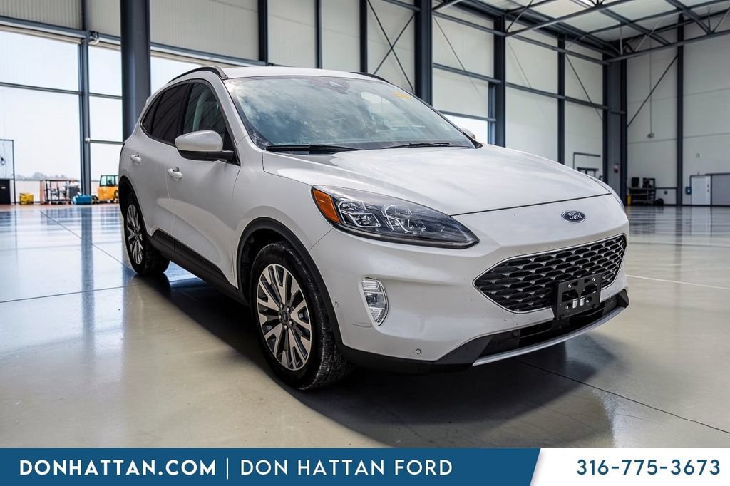 Used 2021 Ford Escape Titanium AWD/4WD image 28
