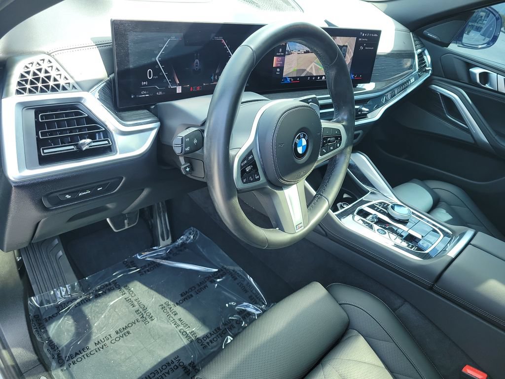 Used 2025 BMW X6 xDrive40i w/ Executive Package AWD/4WD image 25