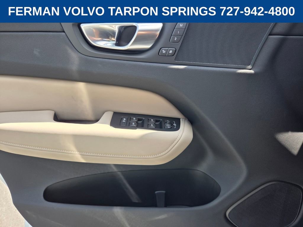 New 2026 Volvo XC60 B5 Plus w/ Protection Package Premier AWD/4WD image 24