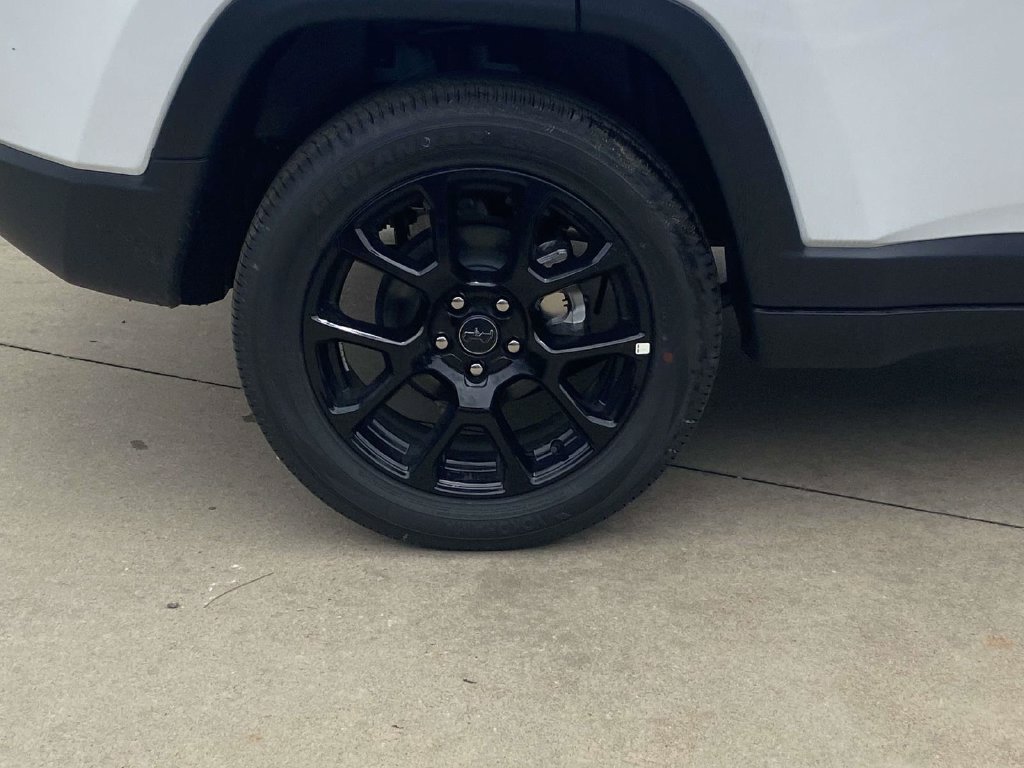 New 2026 Jeep Compass Latitude AWD/4WD image 36