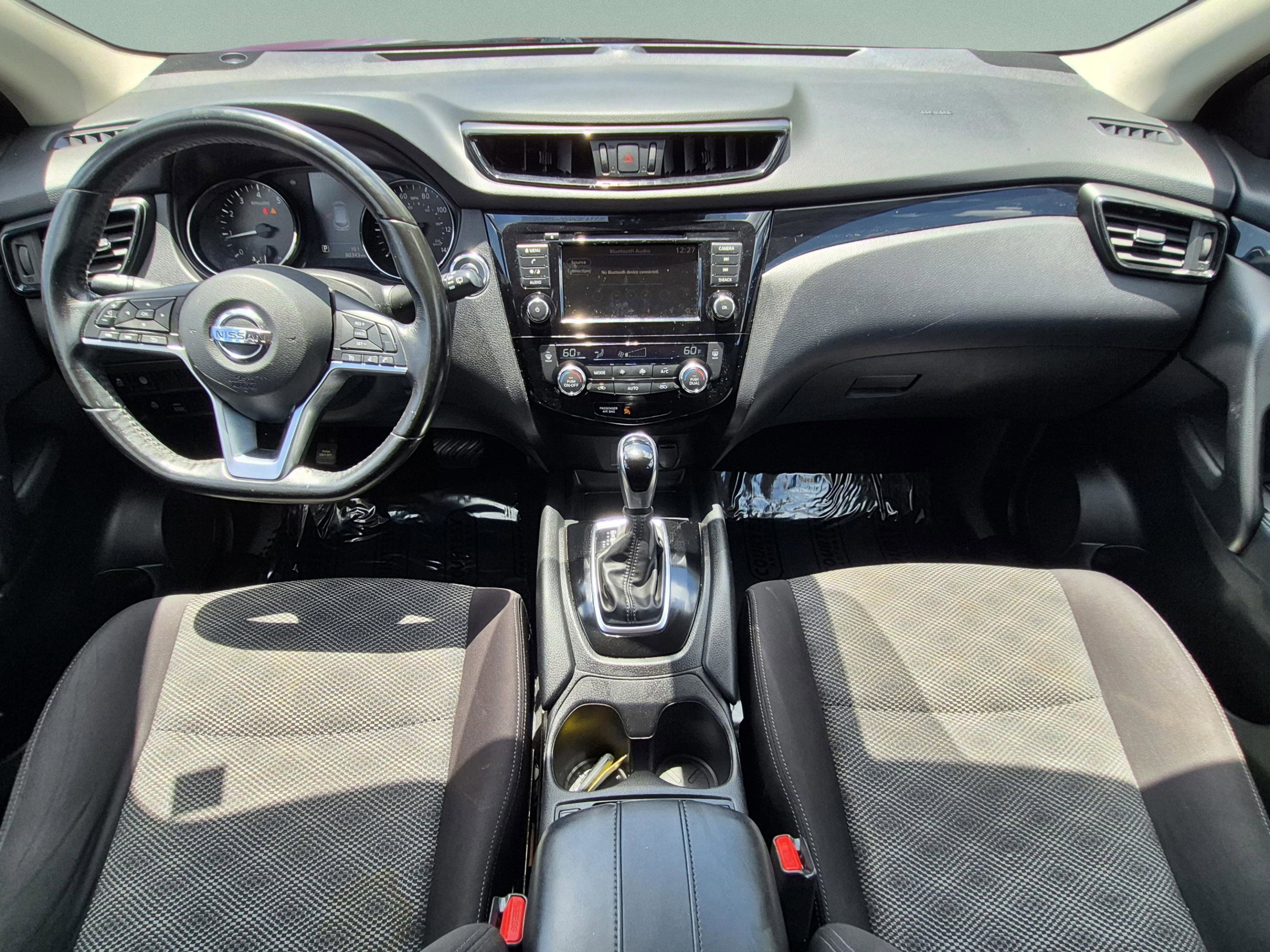 Used 2019 Nissan Rogue Sport SV w/ All-Weather Package AWD/4WD image 12