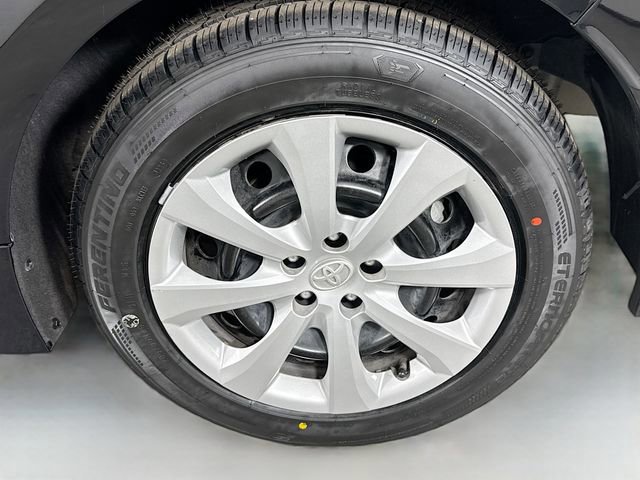 Certified 2024 Toyota Corolla LE image 28