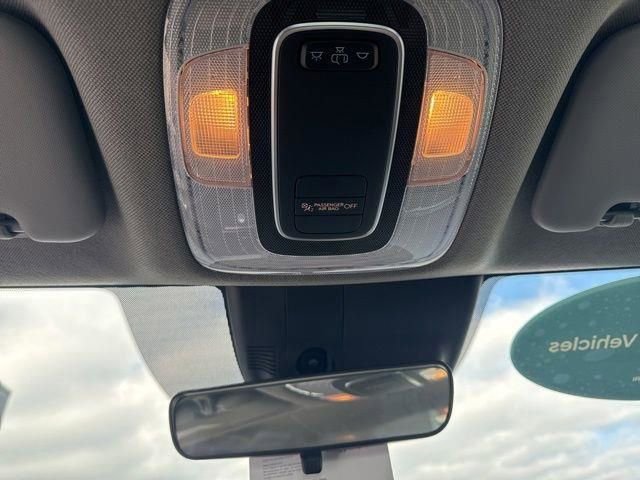 Certified 2025 Hyundai Elantra Sport image 27