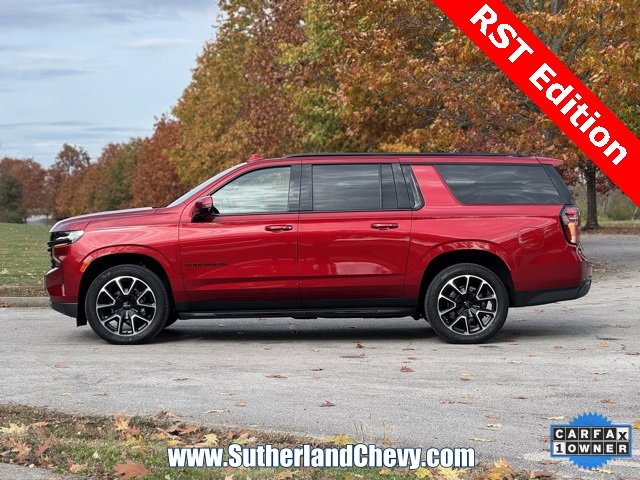 Certified 2024 Chevrolet Suburban RST w/ Luxury Package image 4