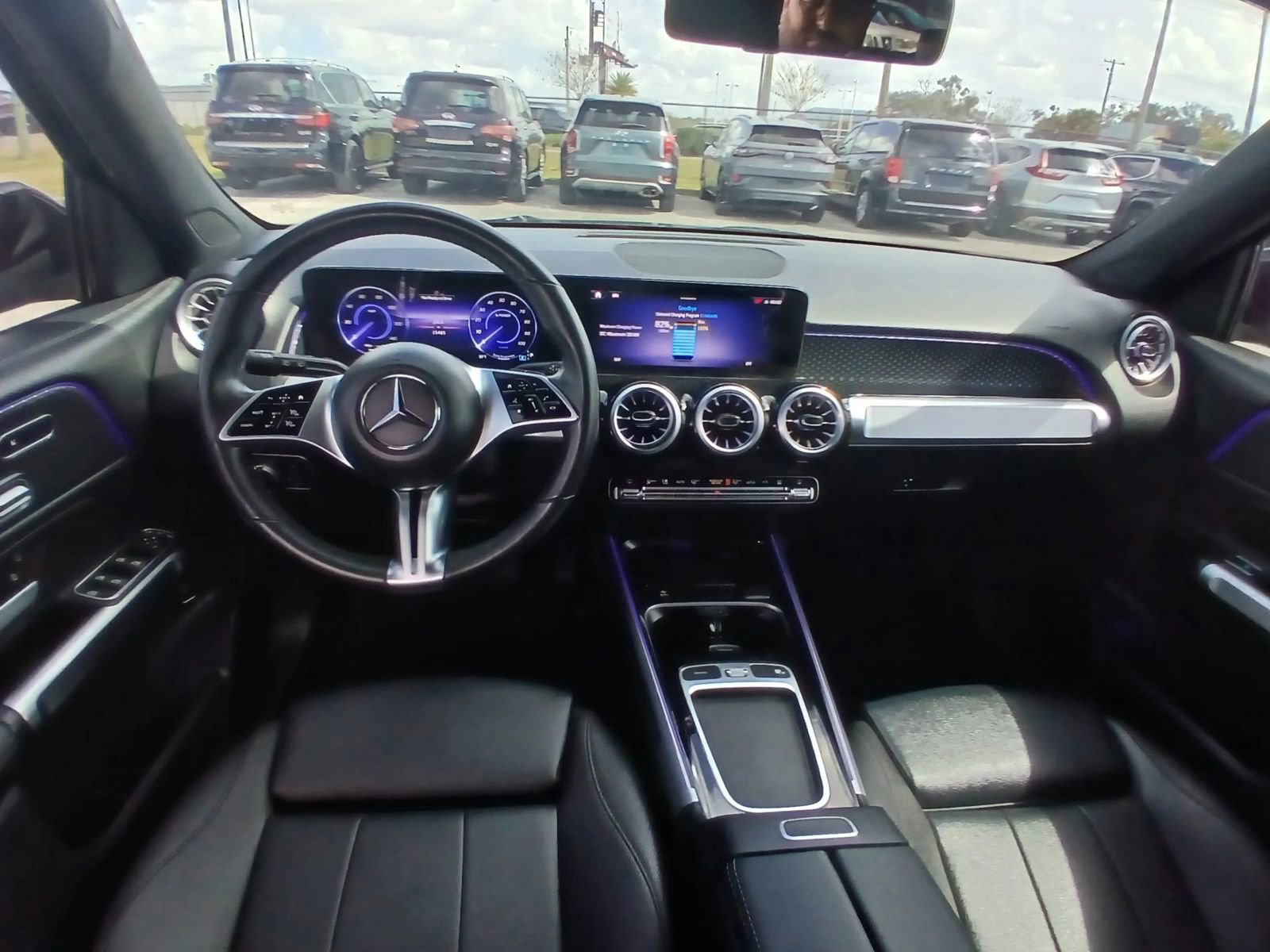 Used 2024 Mercedes-Benz EQB 300 4MATIC w/ Winter Package image 26