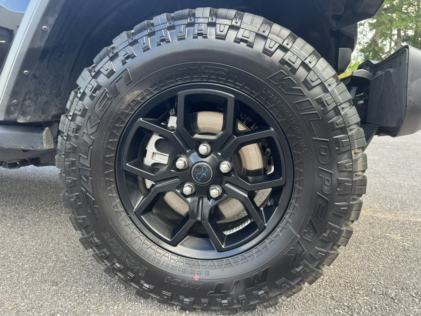 Used 2025 Jeep Wrangler Willys AWD/4WD image 13