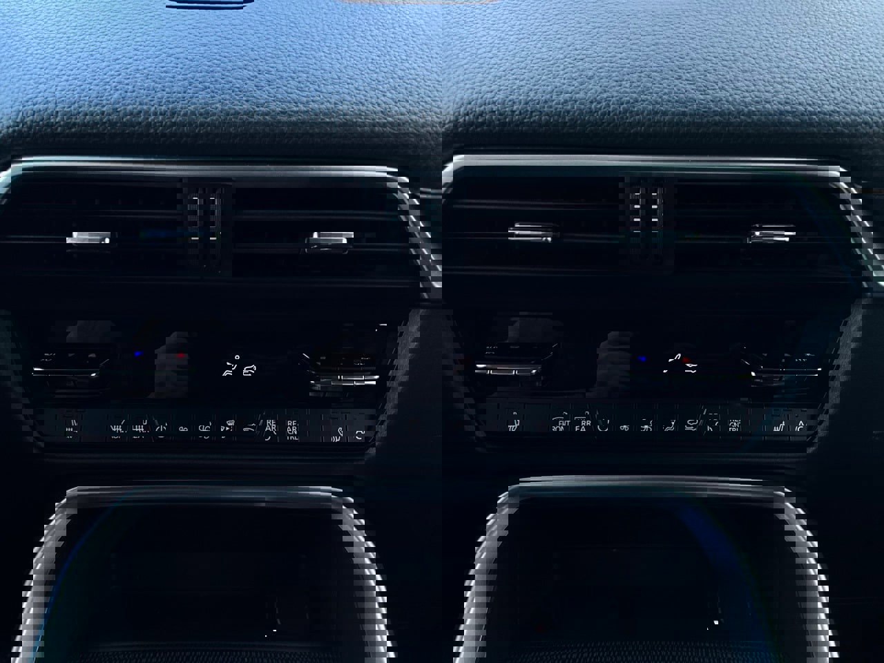 Used 2025 MAZDA CX-70 3.3 Turbo w/ Preferred Package image 29