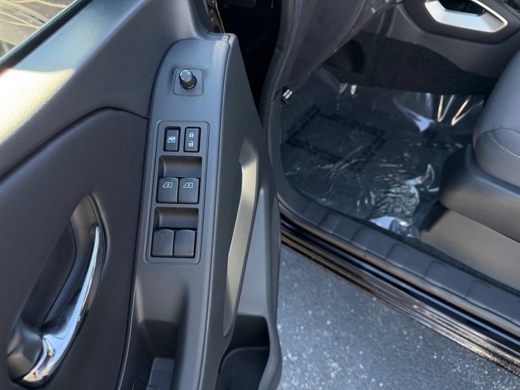 New 2026 Nissan Frontier SV w/ All-Weather Content Package AWD/4WD image 13