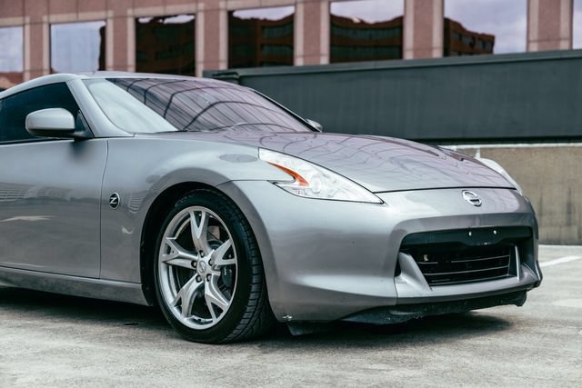 Used 2009 Nissan 370Z Touring RWD image 54