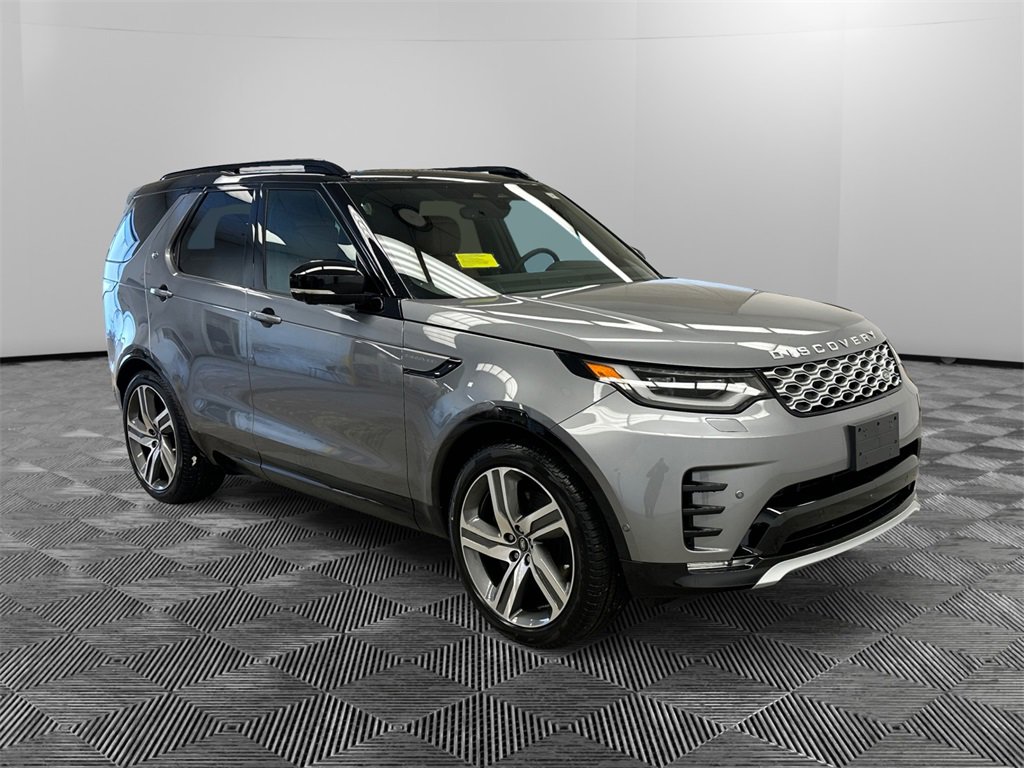New 2026 Land Rover Discovery Limited Edition image 7