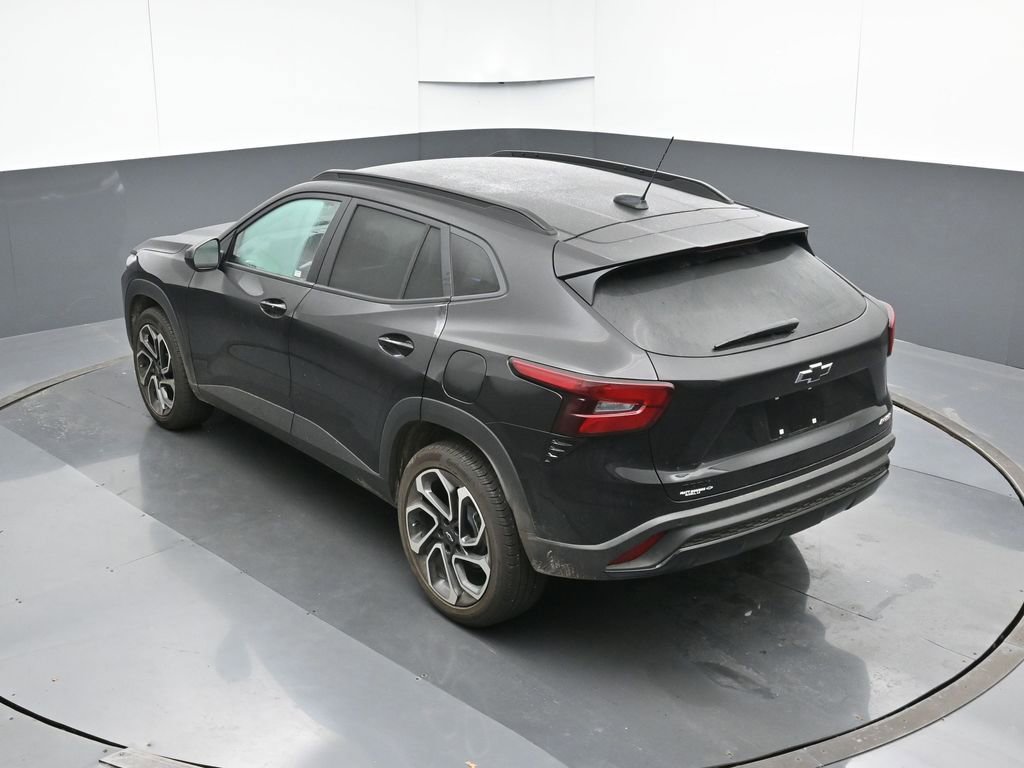 Certified 2026 Chevrolet Trax RS w/ Driver Confidence Package image 46