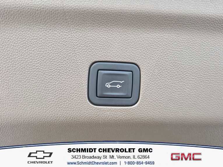 Used 2024 GMC Yukon Denali image 11