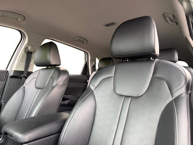 Used 2024 Kia Sorento S FWD image 21