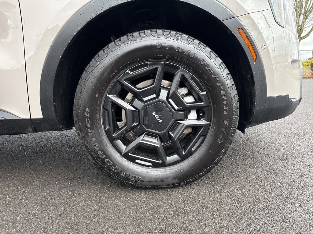 Used 2024 Kia Sorento SX Prestige image 9