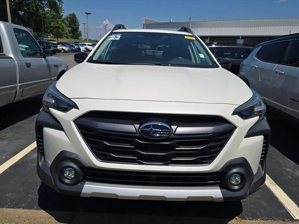 Used 2023 Subaru Outback Limited XT AWD/4WD image 2