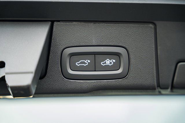 New 2026 Volvo XC60 B5 Plus w/ Protection Package Premier image 11