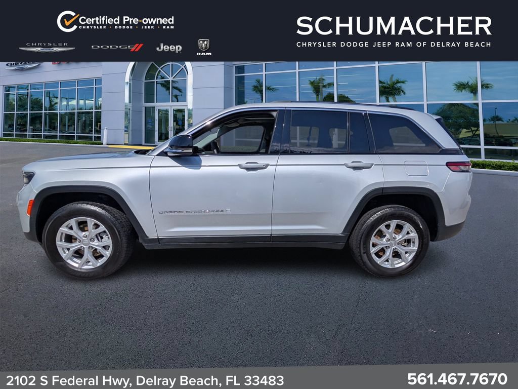 Certified 2024 Jeep Grand Cherokee Limited AWD/4WD image 4