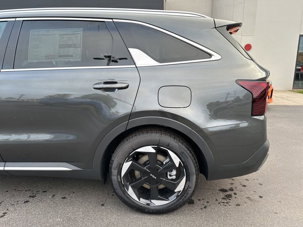 New 2026 Kia Sorento EX AWD/4WD image 10