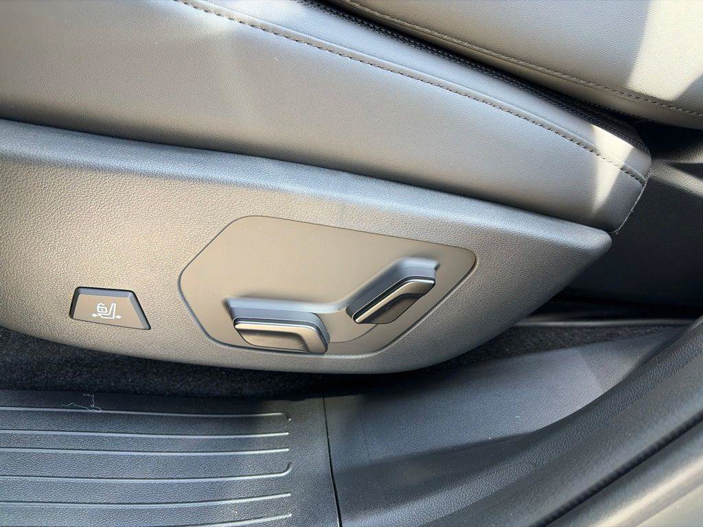 New 2026 Hyundai Santa Fe Calligraphy AWD/4WD image 32