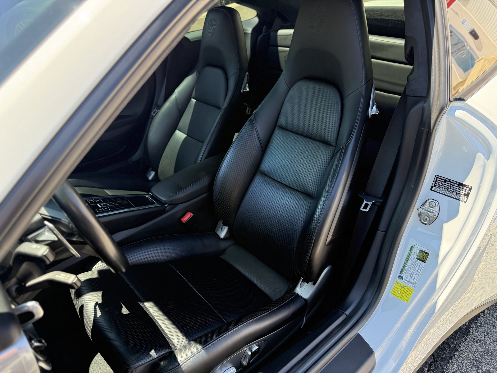 Used 2019 Porsche 911 Turbo AWD/4WD image 25