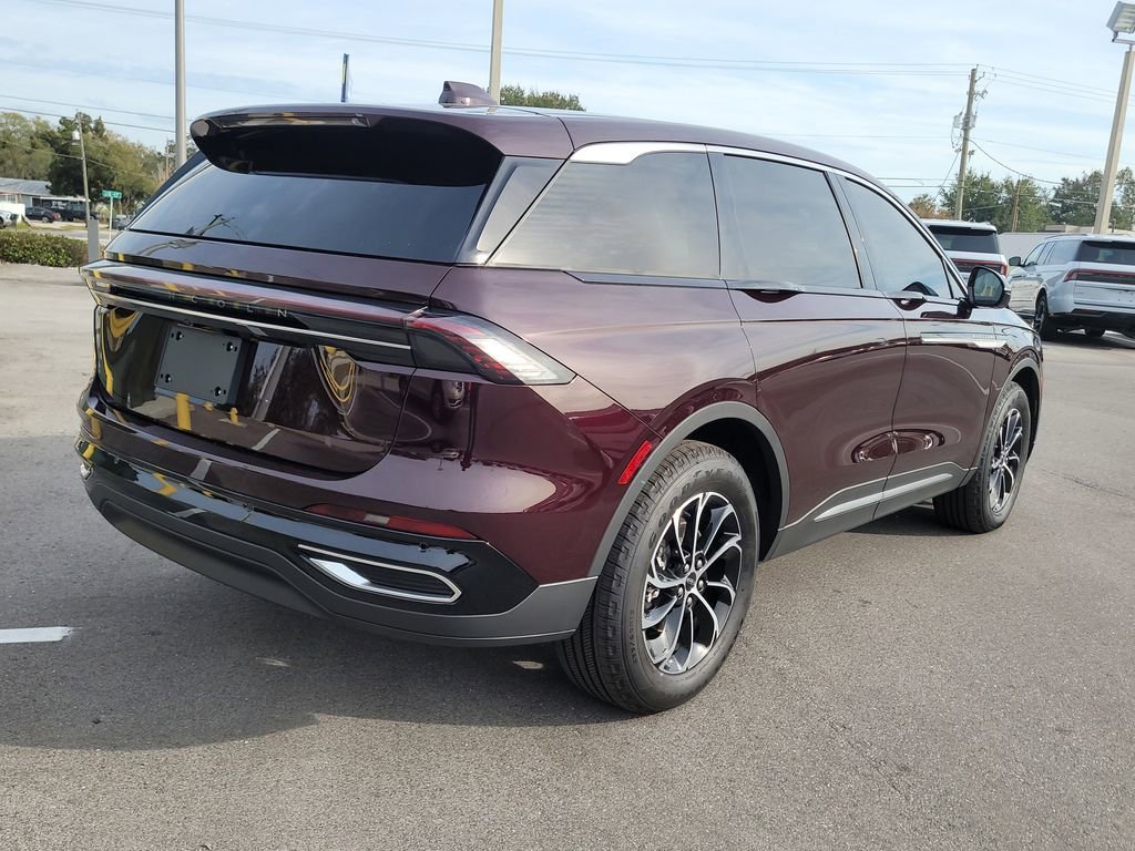 Certified 2025 Lincoln Nautilus Premier image 4