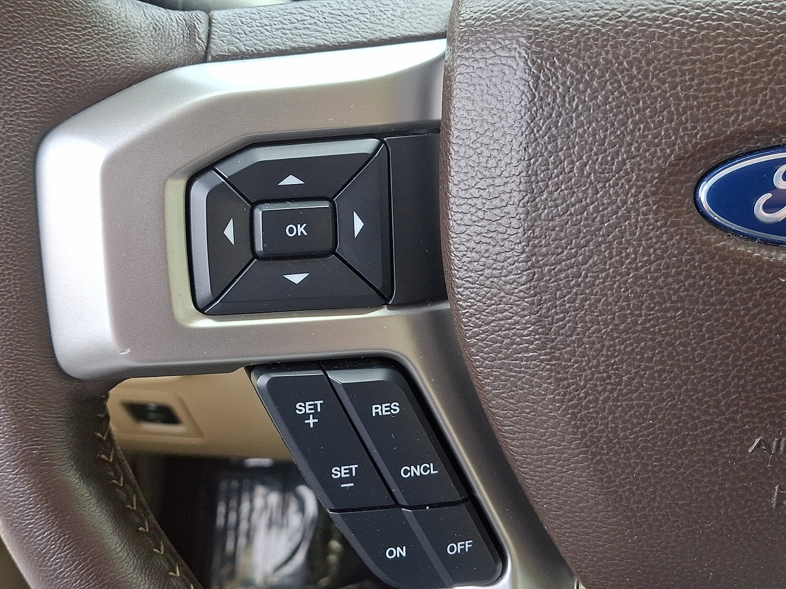 Used 2020 Ford F150 Lariat w/ Equipment Group 502A Luxury image 23