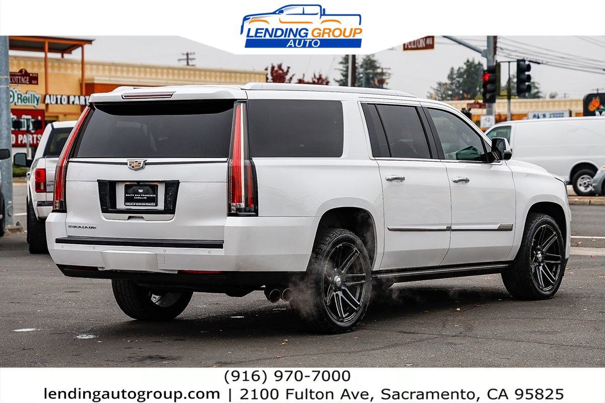 Used 2016 Cadillac Escalade ESV Platinum image 4